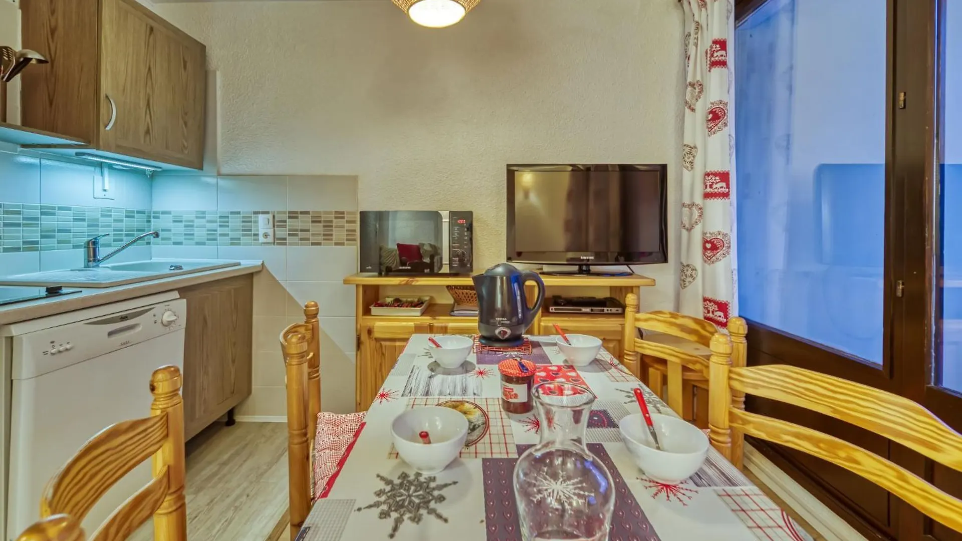 Apartment Les Gentianes 110 By Interhome Сен-Мартен-де-Бельвиль